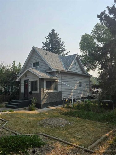 511 12C Street North, Lethbridge, AB - Outdoor