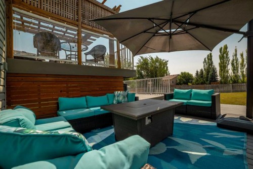 68 Blackfoot Circle West, Lethbridge, AB - Outdoor With Deck Patio Veranda With Exterior