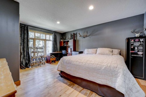 2411 63 Street, Coleman, AB - Indoor Photo Showing Bedroom