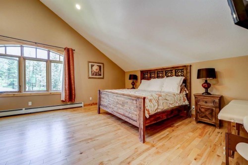 2411 63 Street, Coleman, AB - Indoor Photo Showing Bedroom