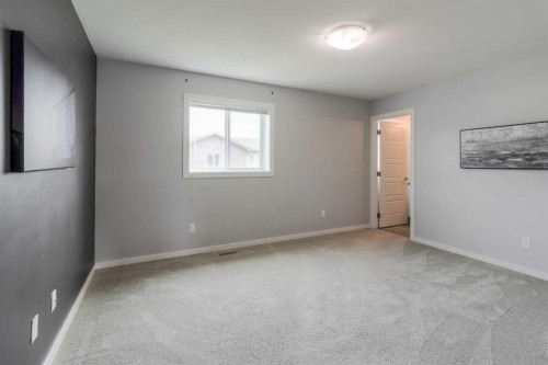 4-1220 Keystone, Lethbridge, AB - Indoor Photo Showing Other Room