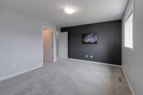 4-1220 Keystone, Lethbridge, AB - Indoor Photo Showing Other Room