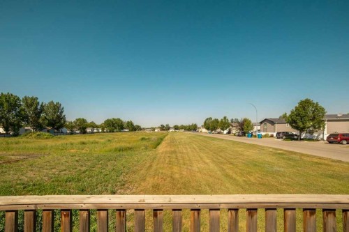 414 Conductor Boulevard, Coaldale, AB 