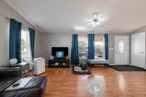 414 Conductor Boulevard, Coaldale, AB 