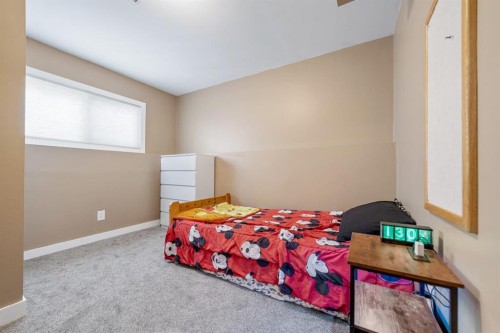 2123 25Th Street, Coaldale, AB - Indoor Photo Showing Bedroom
