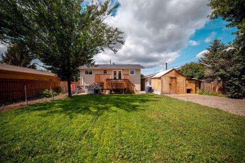 2123 25Th Street, Coaldale, AB - Outdoor With Deck Patio Veranda