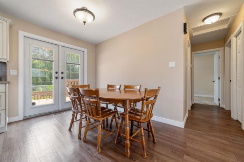 2123 25Th Street, Coaldale, AB - Indoor Photo Showing Dining Room