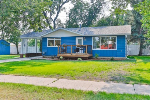 5334 45 Avenue, Taber, AB - Outdoor