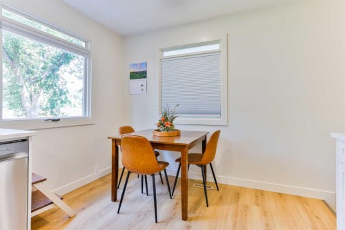 5334 45 Avenue, Taber, AB - Indoor Photo Showing Dining Room