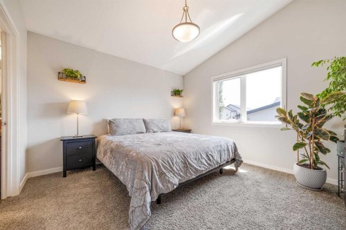 114 Lasalle Terrace West, Lethbridge, AB - Indoor Photo Showing Bedroom