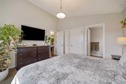 114 Lasalle Terrace West, Lethbridge, AB - Indoor Photo Showing Bedroom