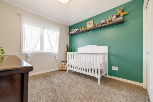 114 Lasalle Terrace West, Lethbridge, AB - Indoor Photo Showing Bedroom