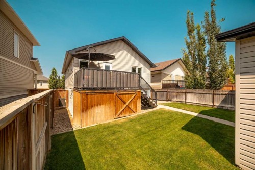 114 Lasalle Terrace West, Lethbridge, AB - Outdoor