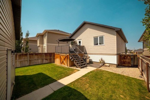 114 Lasalle Terrace West, Lethbridge, AB - Outdoor