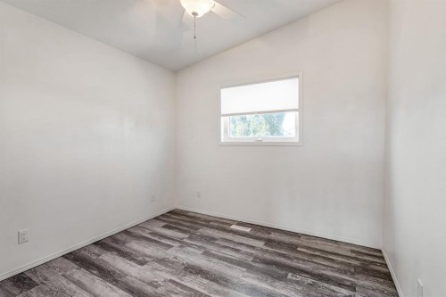 248 Blackfoot Road West, Lethbridge, AB - Indoor Photo Showing Other Room