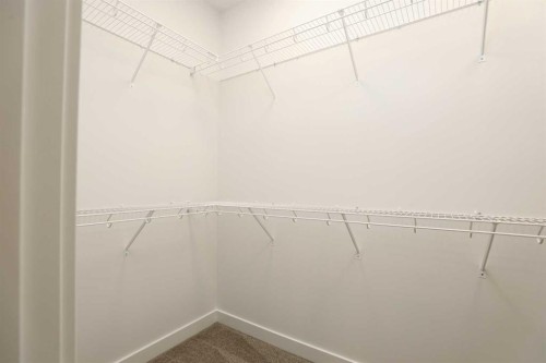 562 Malahat Green West, Lethbridge, AB - Indoor With Storage