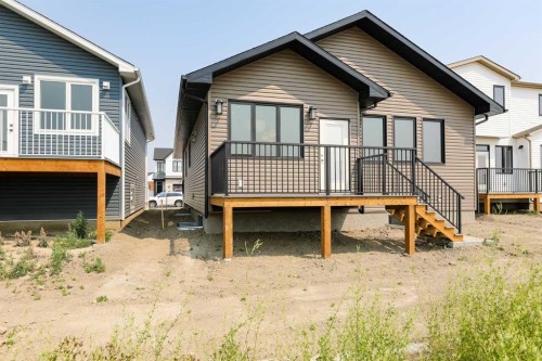 562 Malahat Green West, Lethbridge, AB - Outdoor