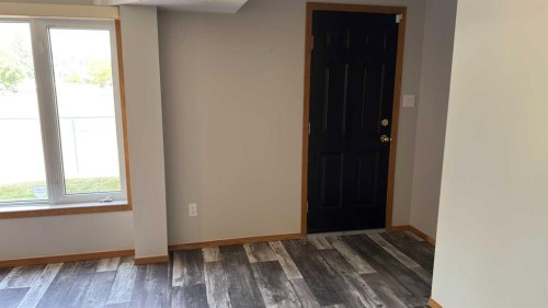 47 Chilcotin Crescent West, Lethbridge, AB - Indoor Photo Showing Other Room
