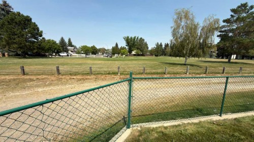 47 Chilcotin Crescent West, Lethbridge, AB - Outdoor