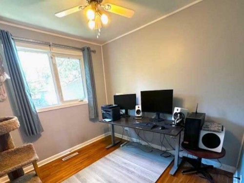 1806 13 Avenue South, Lethbridge, AB - Indoor Photo Showing Office