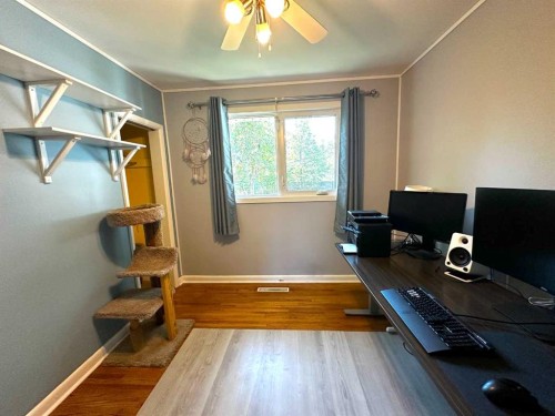 1806 13 Avenue South, Lethbridge, AB - Indoor Photo Showing Office
