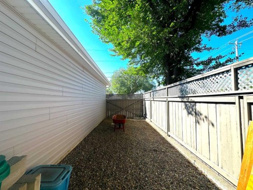 1806 13 Avenue South, Lethbridge, AB - Outdoor With Exterior