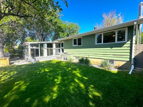 1806 13 Avenue South, Lethbridge, AB - Outdoor