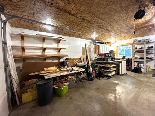1806 13 Avenue South, Lethbridge, AB - Indoor Photo Showing Garage
