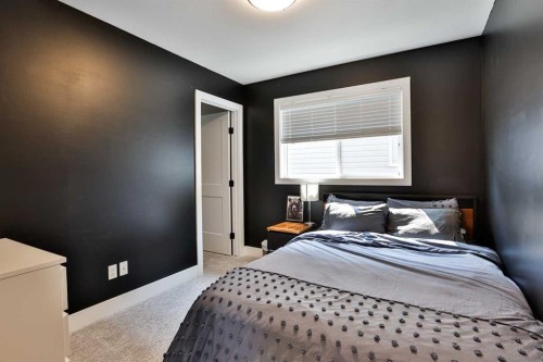 962 Miners Boulevard West, Lethbridge, AB - Indoor Photo Showing Bedroom