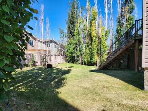 731 Silkstone Close West, Lethbridge, AB - Outdoor