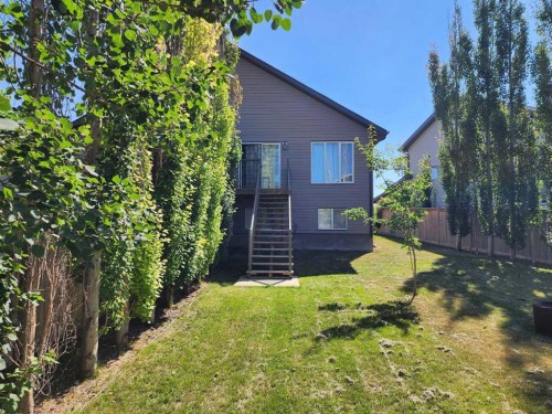 731 Silkstone Close West, Lethbridge, AB - Outdoor