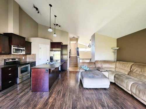 731 Silkstone Close West, Lethbridge, AB - Indoor