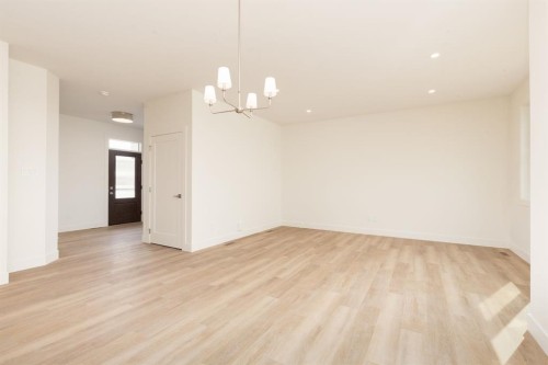 558 Malahat Green West, Lethbridge, AB - Indoor Photo Showing Other Room