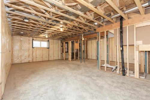 558 Malahat Green West, Lethbridge, AB - Indoor Photo Showing Basement