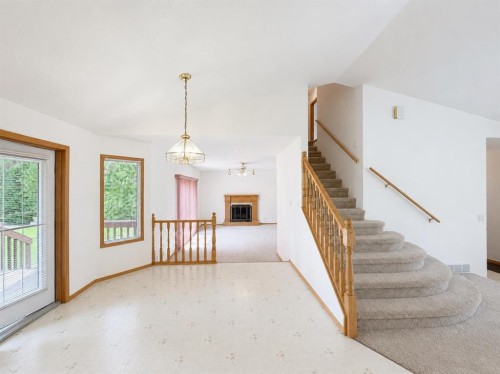 241 Fairway Drive, Coaldale, AB - Indoor Photo Showing Other Room