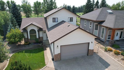 241 Fairway Drive, Coaldale, AB - Outdoor