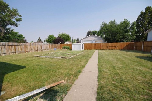 4627 50 Avenue, Taber, AB - Outdoor