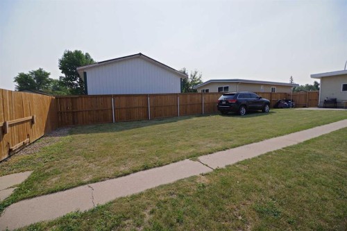 4627 50 Avenue, Taber, AB - Outdoor