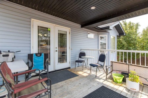607 52 Avenue Close, Coalhurst, AB - Outdoor With Deck Patio Veranda With Exterior