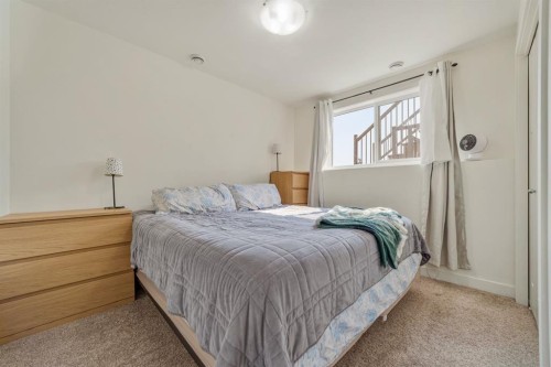 5-103 Crocus Terrace West, Lethbridge, AB - Indoor Photo Showing Bedroom