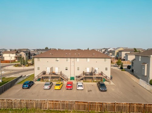 5-103 Crocus Terrace West, Lethbridge, AB - 