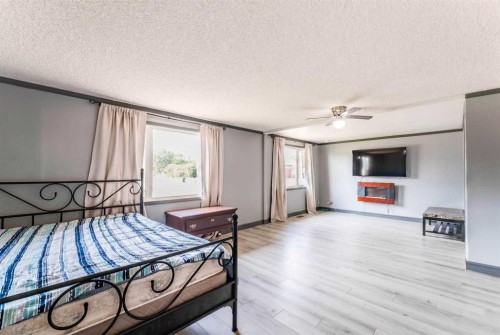 209 3Rd Avenue, Warner, AB 