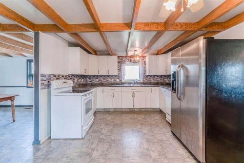209 3Rd Avenue, Warner, AB 