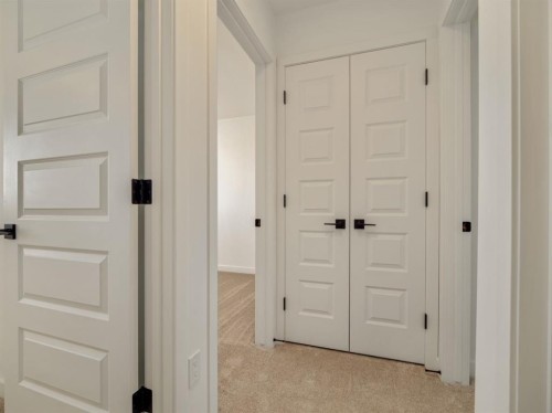 1379 Abitibi Road West, Lethbridge, AB - Indoor Photo Showing Other Room