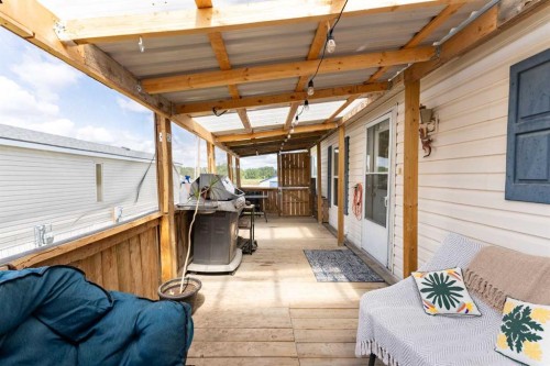 94-5301 2 Street, Coalhurst, AB 