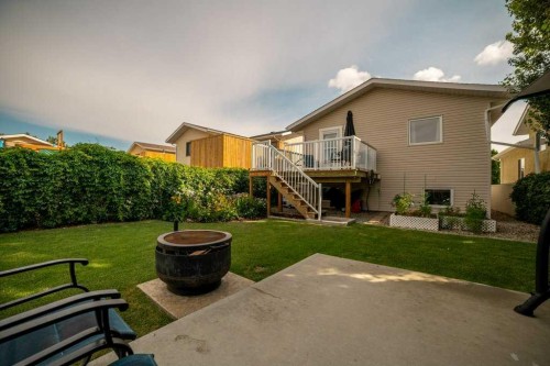 94 Assiniboia Way West, Lethbridge, AB - Outdoor