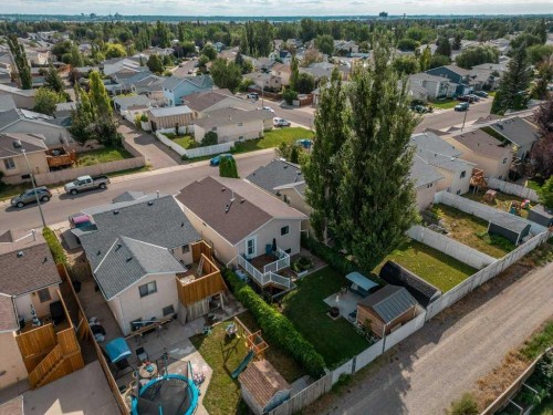 94 Assiniboia Way West, Lethbridge, AB - Outdoor With View