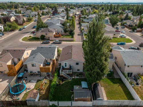 94 Assiniboia Way West, Lethbridge, AB - Outdoor With View