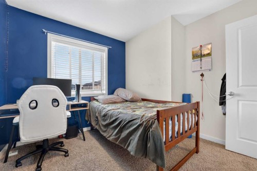 274 Mildred Dobbs Boulevard North, Lethbridge, AB - Indoor Photo Showing Bedroom
