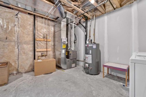 274 Mildred Dobbs Boulevard North, Lethbridge, AB - Indoor